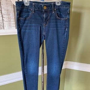 COPY - American Eagle medium wash skinny jeans/je…